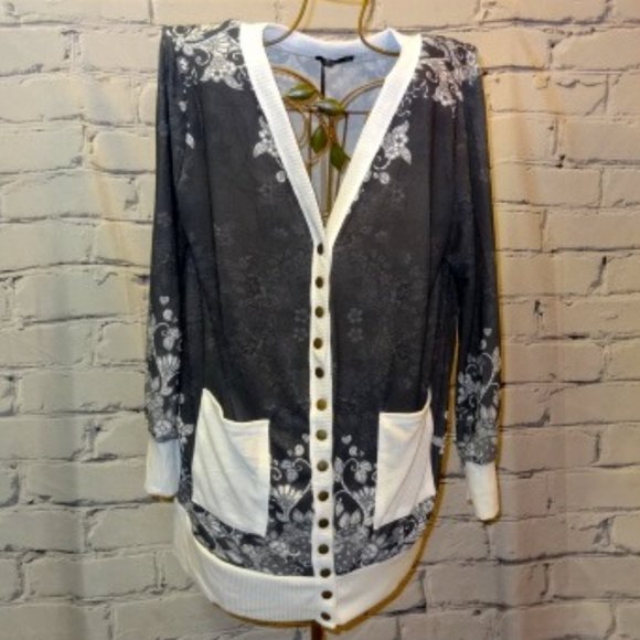 Lily by Firmiana Sweaters - Lily Black/White Floral Print Lightweight Cardigan, NWT
